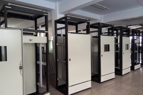 惠济控制柜-3683厂家控制柜检修需要注意的